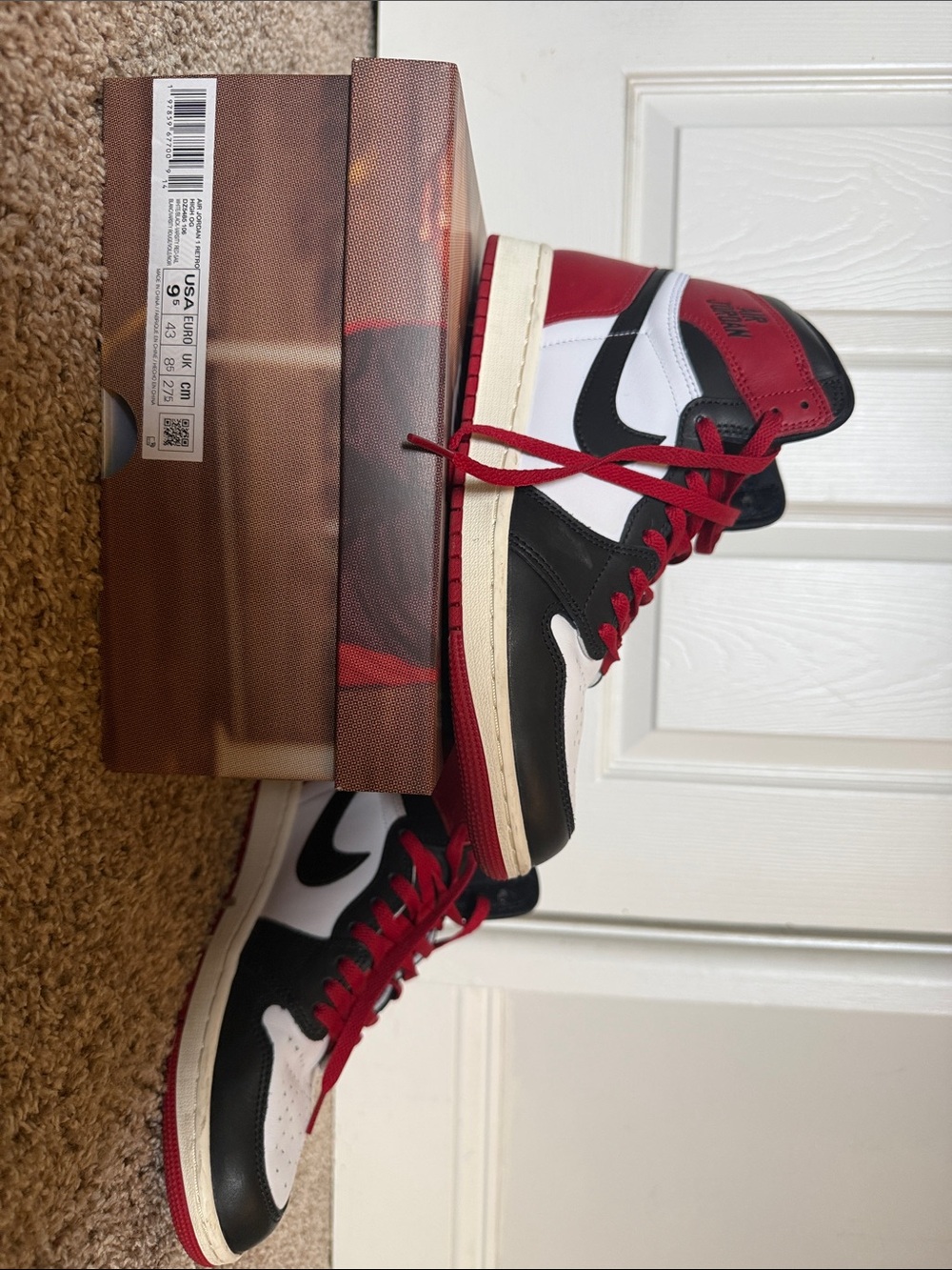 Nike Air Jordan 1 High OG - White/Black/Red Black Toe